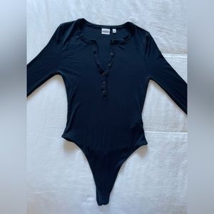 Aritzia bodysuit